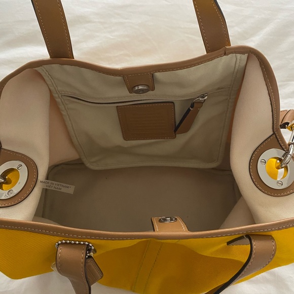 Coach bag - Picture 2 of 2